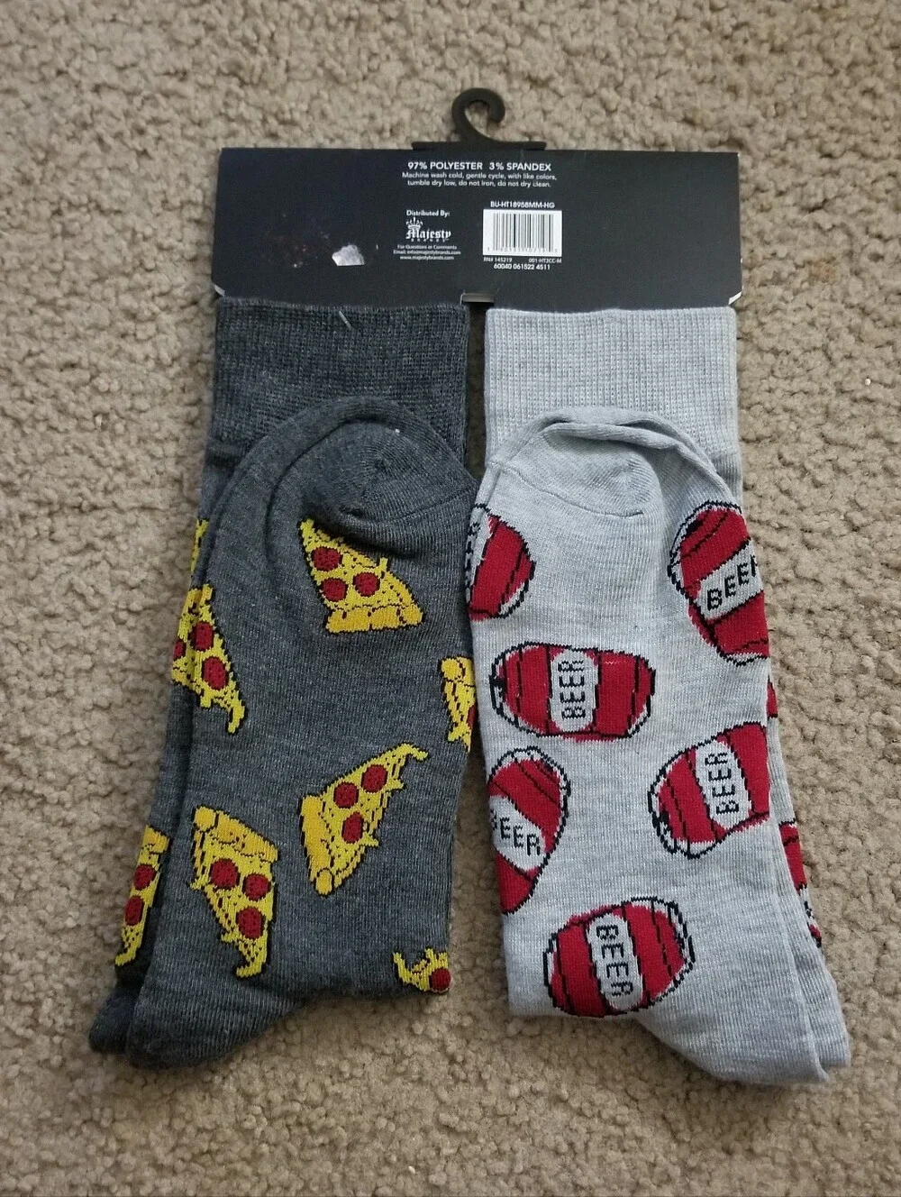 Happy Threads Men’s Crew Socks (2-Pack) – Pizza & Beer Theme